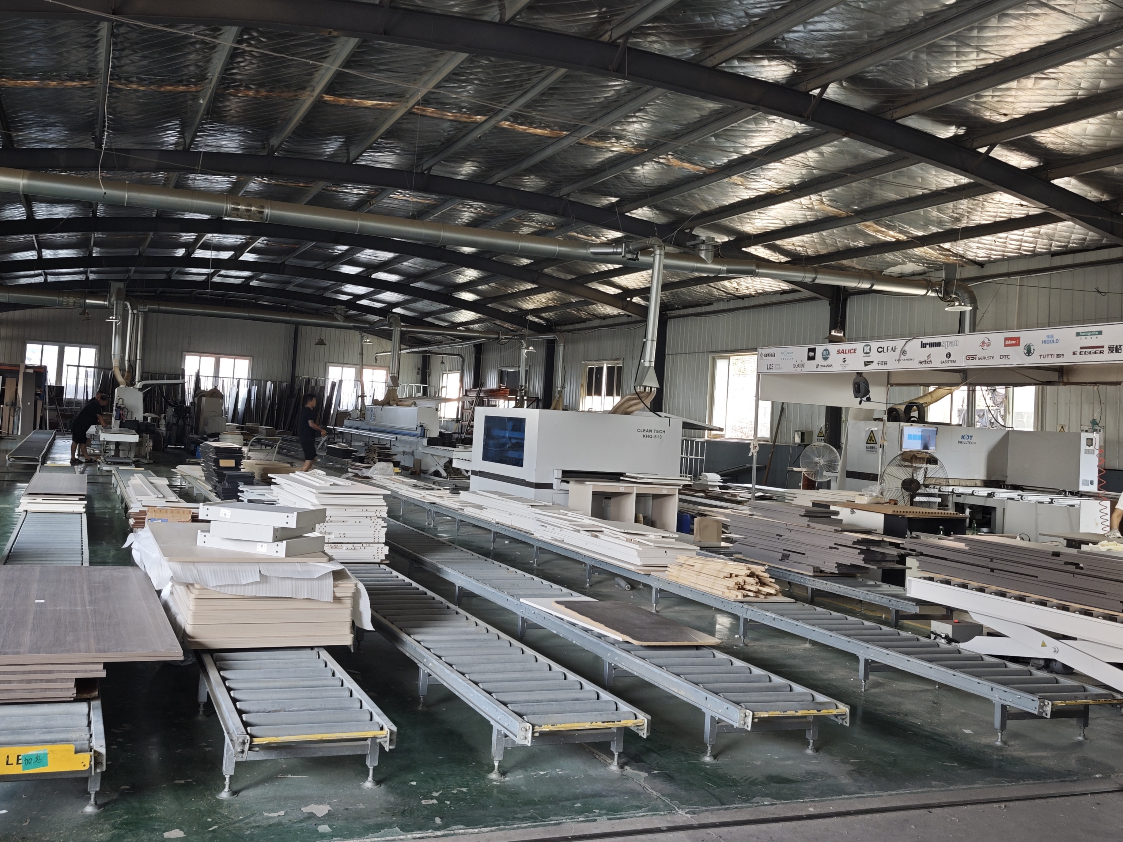 青岛鼎汇宅配工厂环境